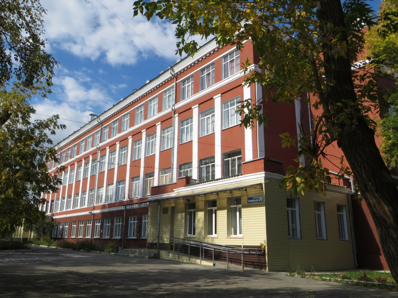 Школы Челябинска Фото